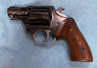 High Standard Sentinel Mark IV (.22 mag) - Image 1 of 6