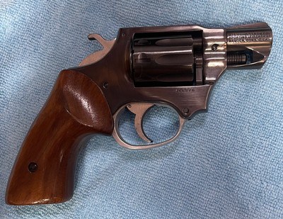 High Standard Sentinel Mark IV (.22 mag) - Image 2 of 6