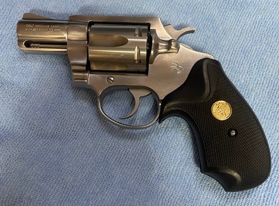 Colt Magnum Carry (2 in, 357) - Image 1 of 7