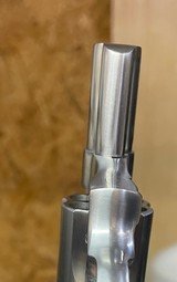 Colt Magnum Carry (2 in, 357) - Image 3 of 7