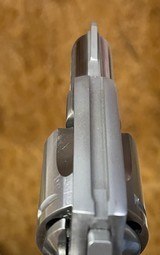 Colt Magnum Carry (2 in, 357) - Image 4 of 7