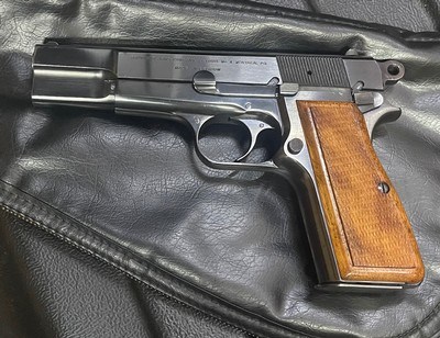 Browning Hi-Power (t series, pouch) - Image 1 of 9