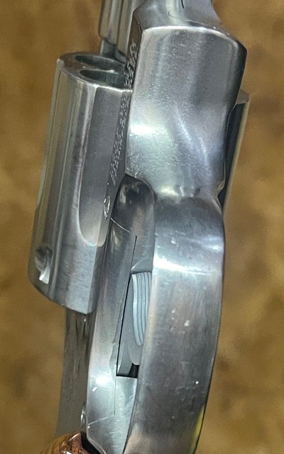 Smith and Wesson 66-1 (6 inch, p and r) - Image 4 of 8