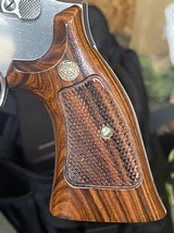Smith and Wesson 66-1 (6 inch, p and r) - Image 8 of 8