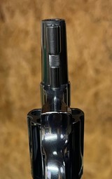 Smith and Wesson 40 (1 7/8ths, blue, orig box) - Image 3 of 7