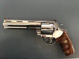 Colt Anaconda 44 Magnum - 1 of 2