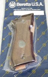 Beretta Factory Checkered Wood Grips For Beretta Model 84F- 1 of 3