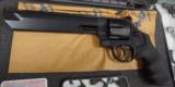 Smith & Wesson 629 Stealth Hunter - 1 of 2