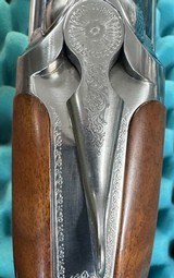 Marocchi Conquista 12ga 32” Barrel. Comes in case with 5 chokes and hard case. Shows some handling marks. - 5 of 8