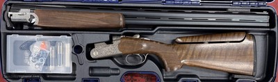 Beretta 686 Silver Pigeon 1 Sporting Vittoria 12ga 30” Barrel B-Fast Adjustable Comb. New in case with 5 chokes. #21613, J686S1230V