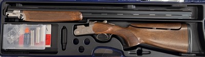 Beretta 686 Silver Pigeon 1 Sporting 12ga 32” Barrel B-Fast Adjustable Comb. New in case with 5 chokes. #21615, J686S1232BF