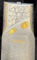 Browning BT99 Golden Sporting Clays 12ga 32” Barrel. Comes as pictured at 99% excellent condition in original case with 3 chokes and all pictured acce - 5 of 13