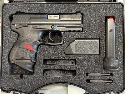 Heckler & Koch P30SKS V3 9mm 3.27” Barrel. 3x 10-round magazines. HK Night Sights. New in box. #19578 81000089