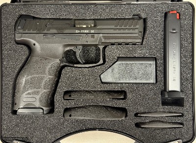 Heckler & Koch VP9 9mm 4.09” Barrel. 2x 17-round magazines. HK 3-Dot Sights. #14548 81000283