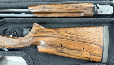 New Perazzi MR57 Sporting 12ga 32” Barrel 3” Chamber Adjustable Comb Fixed Choke, SC2 Wood Upgrade. Just arrived from Perazzi - Image 9 of 11