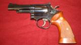 Smith & Wesson Model 19, 4 - 1 of 4