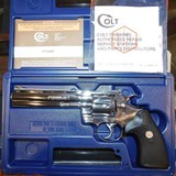 COLT PYTHON SS 1995 in PRESENTATION CASE - 4 of 6