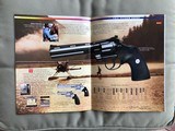 COLT PYTHON SS 1995 in PRESENTATION CASE - 3 of 6