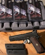 Wilson Combat ULC (Ultrlight Carry) .45acp - 2 of 6