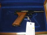Colt Huntsman 1 of 400 gold
S Model NIB with presentation case and factory box. - 2 of 7