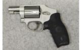 Smith & Wesson ~ 642-1 Airweight ~ .38 Spl. - 2 of 2