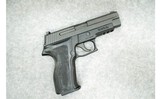 Sig Sauer ~ P226 ~ .40S&W - 1 of 2