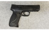 Smith & Wesson ~ M & P9 ~ M2.0 ~ 9 mm. - 1 of 2