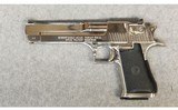 IMI / Magnum Research ~ Desert Eagle ~ .44 Magnum. - 2 of 2