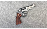 Smith & Wesson ~ 66-2 ~ .357 Magnum. - 1 of 2