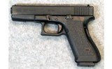 Glock ~ 22 Gen 2 ~ .40 S&W. - 2 of 2