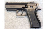 IWI ~ Jericho 941 ~ 9 mm Luger. - 2 of 3