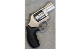 Smith & Wesson ~ Model 686-6 ~ .357 Magnum.