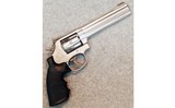 Smith & Wesson ~ 617-4 ~ .22 Long Rifle. - 1 of 2
