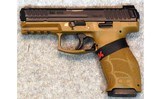 Heckler & Koch ~ VP9 ~ 9 mm Luger. - 2 of 2