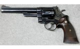 Smith & Wesson ~ 29-2 ~ .44 Magnum. - 2 of 2