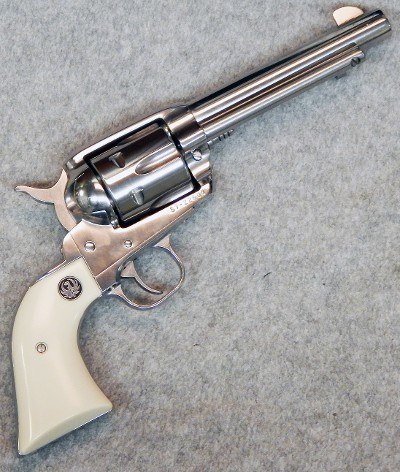 Ruger ~ Vaquero ~ .44 Magnum.