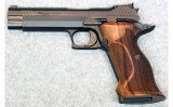SIG Sauer ~ P210 ~ 9 mm Luger. - 2 of 2