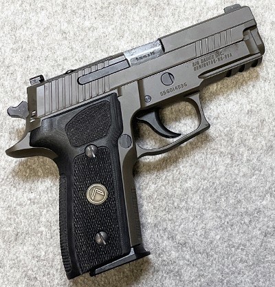 SIG Sauer ~ P229 Legion ~ 9 mm Luger.