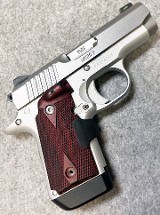 Kimber ~ Micro 9 ~ 9 mm Luger.