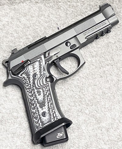 Beretta92X Squalo RDO9 mm Luger.