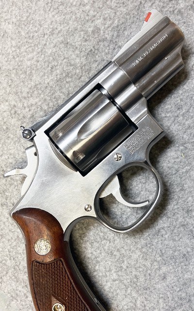 Smith & Wesson ~ 66-3 ~ .357 Magnum.