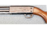 Ithaca ~ Model 37 Featherweight ~ 12 Gauge. - 8 of 10