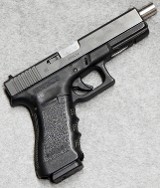 Glock ~ 22 ~ .40S&W. - 1 of 2