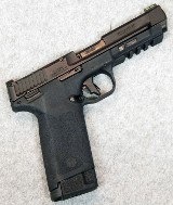 Smith & Wesson M&P22 Magnum ~ .22 WMR. - 1 of 2