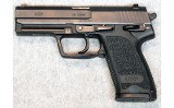 Heckler & Koch ~ USP ~ .40 S&W. - 2 of 2