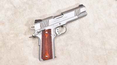 Colt ~ Combat Commander ~ .45 Auto - Image 1 of 8