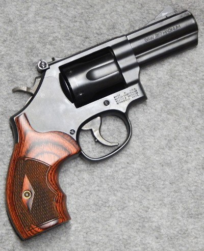 Smith & Wesson ~ 19-9 Performance Center ~ .357 Magnum.