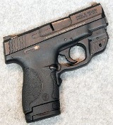 Smith & Wesson ~ M&P40 Shield ~ .40 S&W. - Image 1 of 2