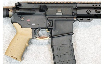 Bushmaster ~ XM15-E2S ~ 5.56x45 mm NATO. - Image 3 of 10