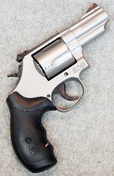Smith & Wesson ~ Model 69 ~ .44 Magnum. - Image 1 of 2